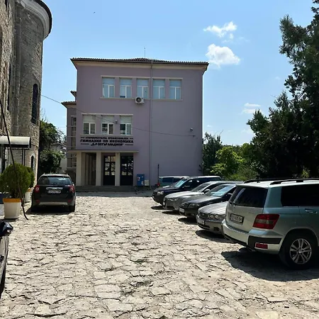 Tsar Kaloyan With Balcony & View Апартаменты