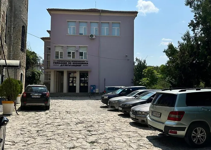 Tsar Kaloyan With Balcony & View Apartment